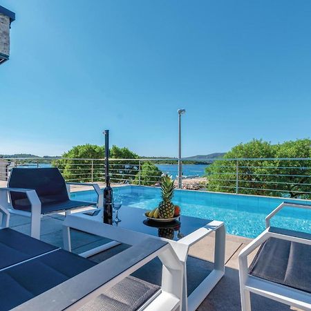 Nice Home In Kneze With Wifi Pupnat Exterior foto